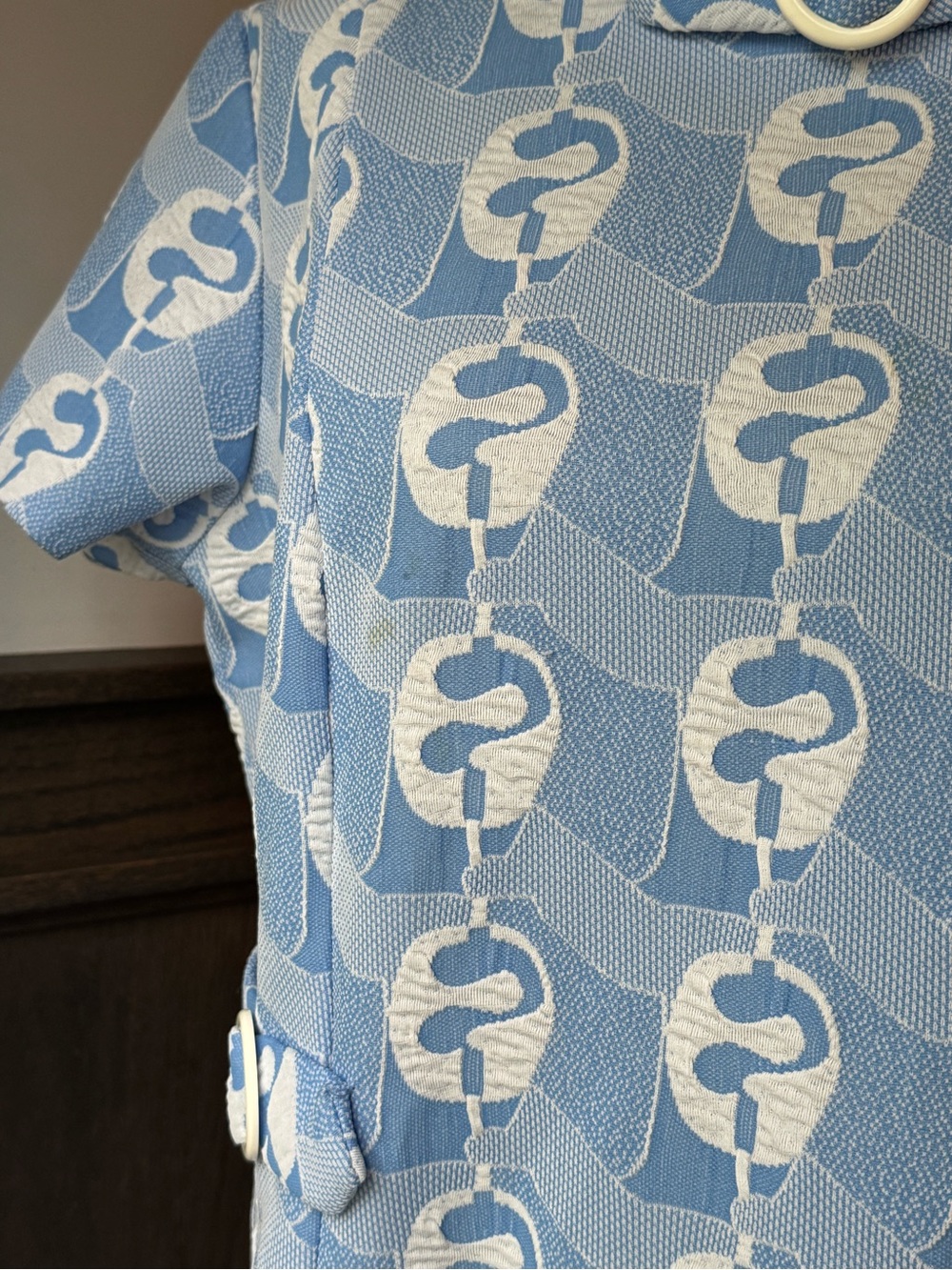 Vintage handcrafted Light Blue Patterned Mod Shift Dress with Ring Detail - Picture 6 of 10